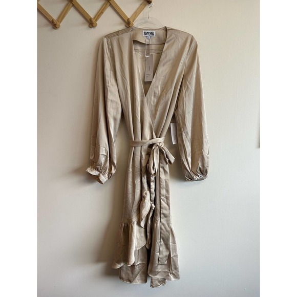 NWT AmyLynn USA Long Sleeve Midi Wrap Dress in Oyster Cream Silky Size Large - Picture 6 of 14